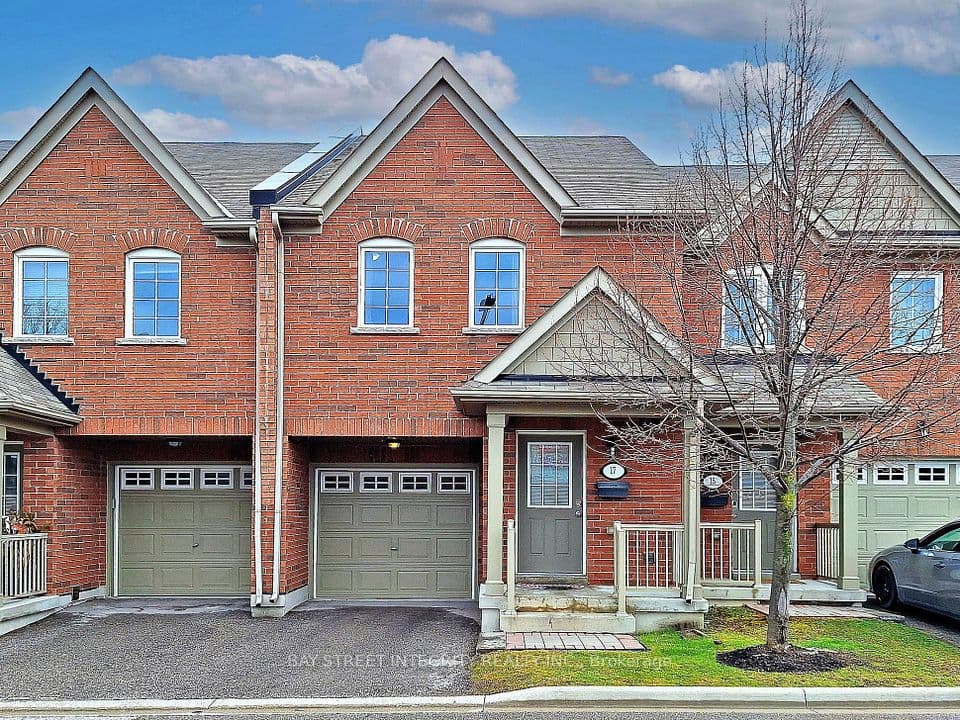 Home staging at Winn Pl — project photograph 1