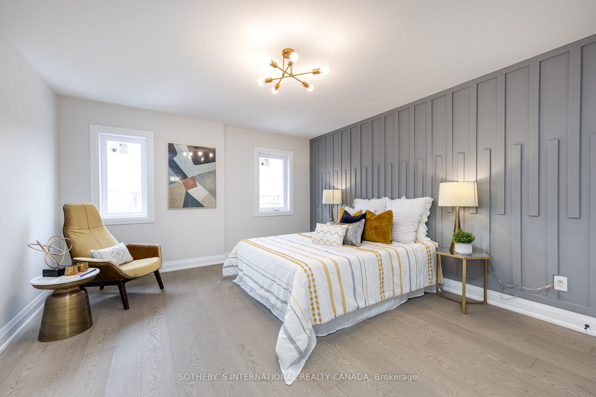 Home staging at Sandbanks Dr — project photograph 6