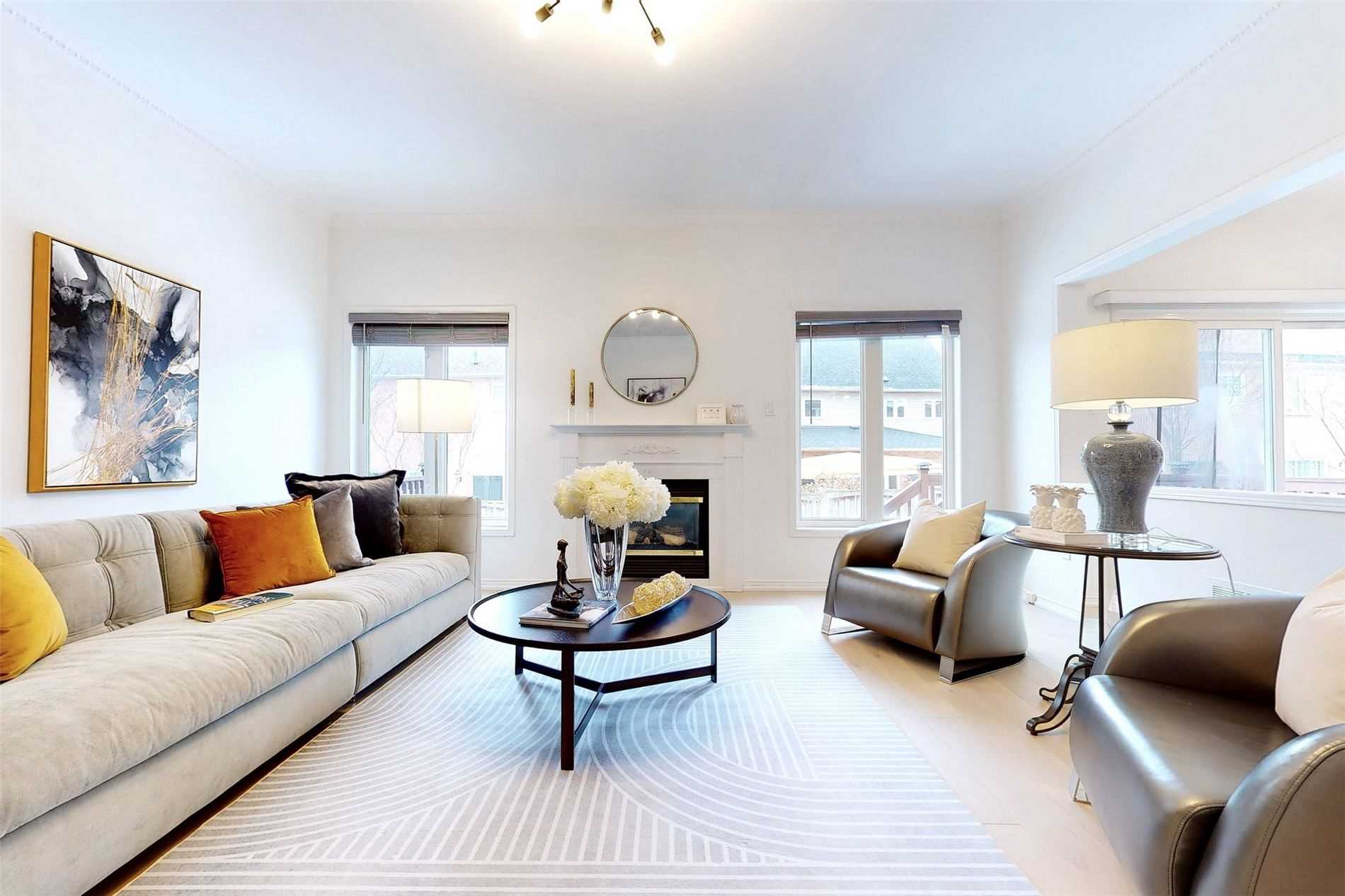 Home staging at Greenbank Dr — project photograph 5