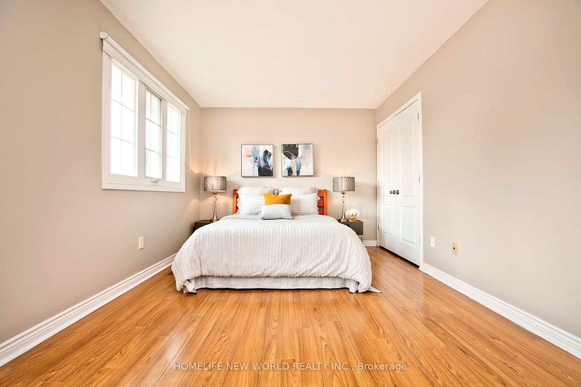 Home staging at Canterbury Ct — project photograph 12