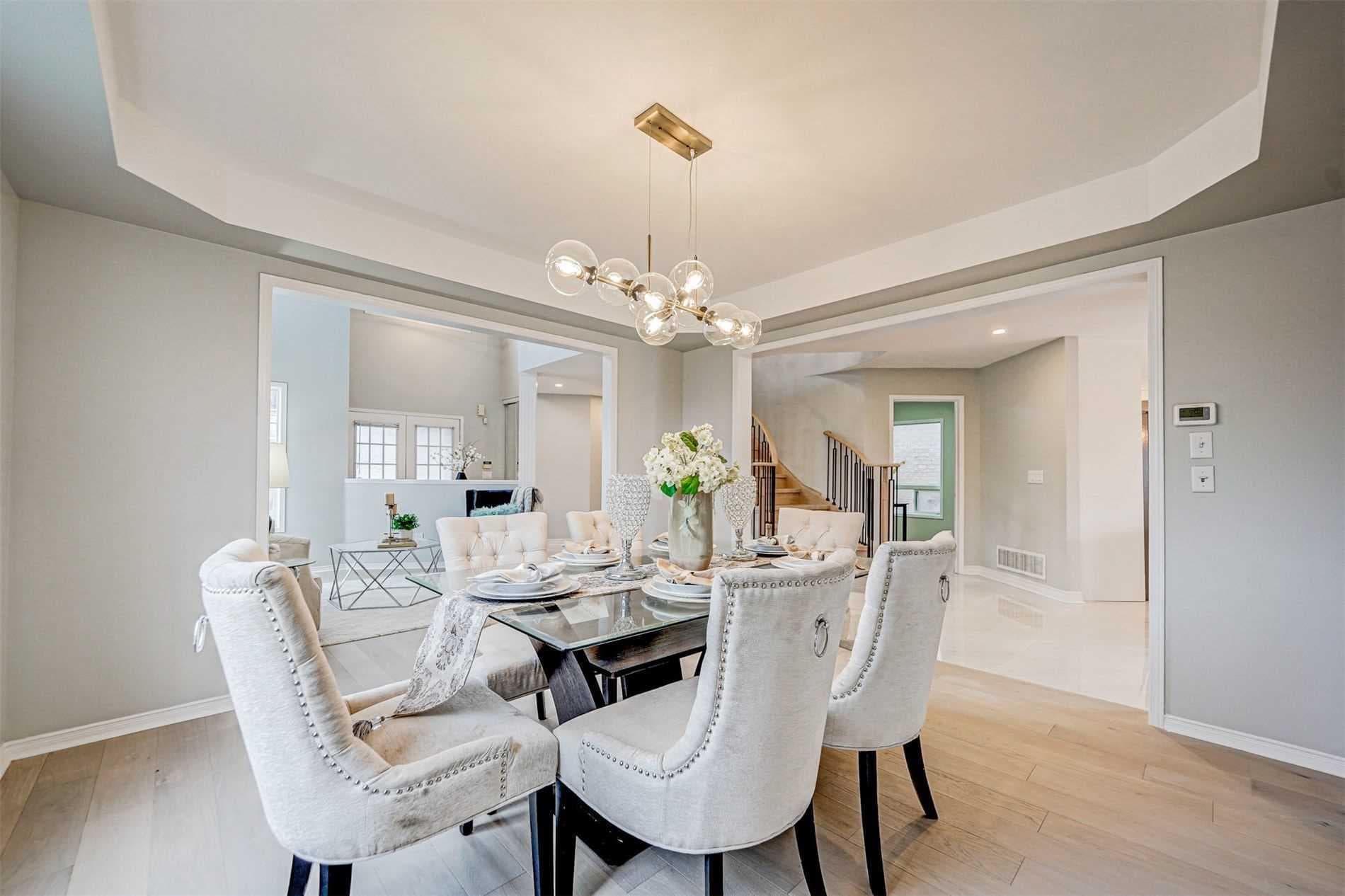 Home staging at Medland Ave — project photograph 6