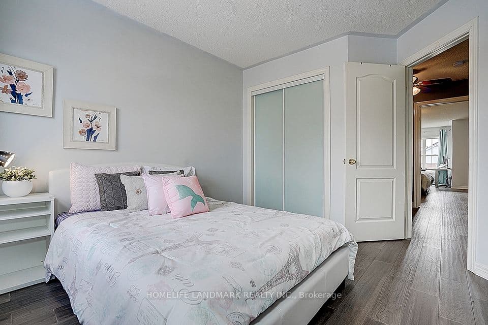 Home staging at Milloy Pl — project photograph 8