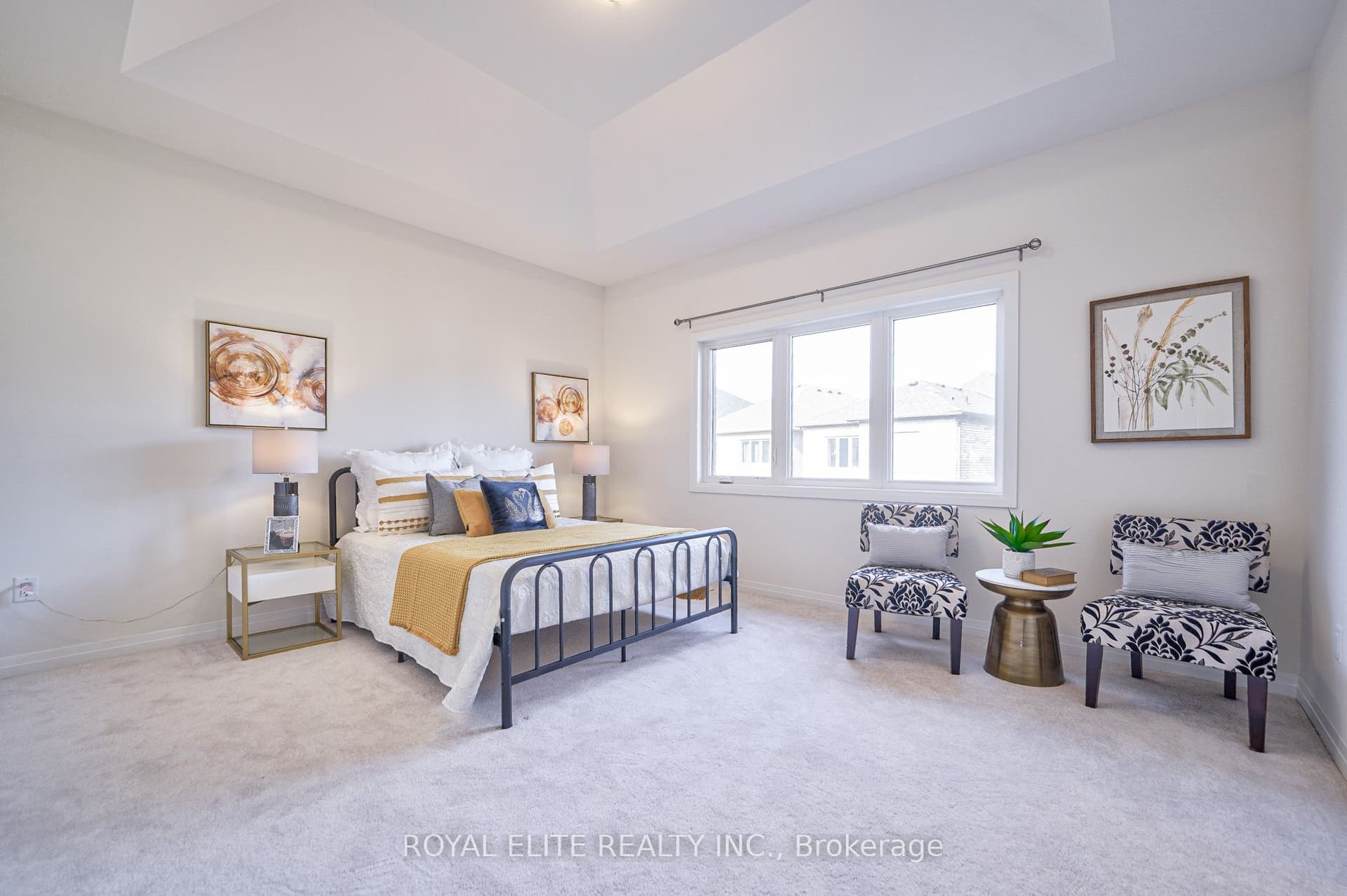 Home staging at Ogston Cres — project photograph 5