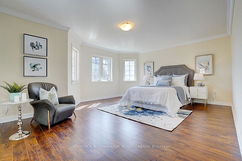 Home staging at Grand Oak Dr — project photograph 6