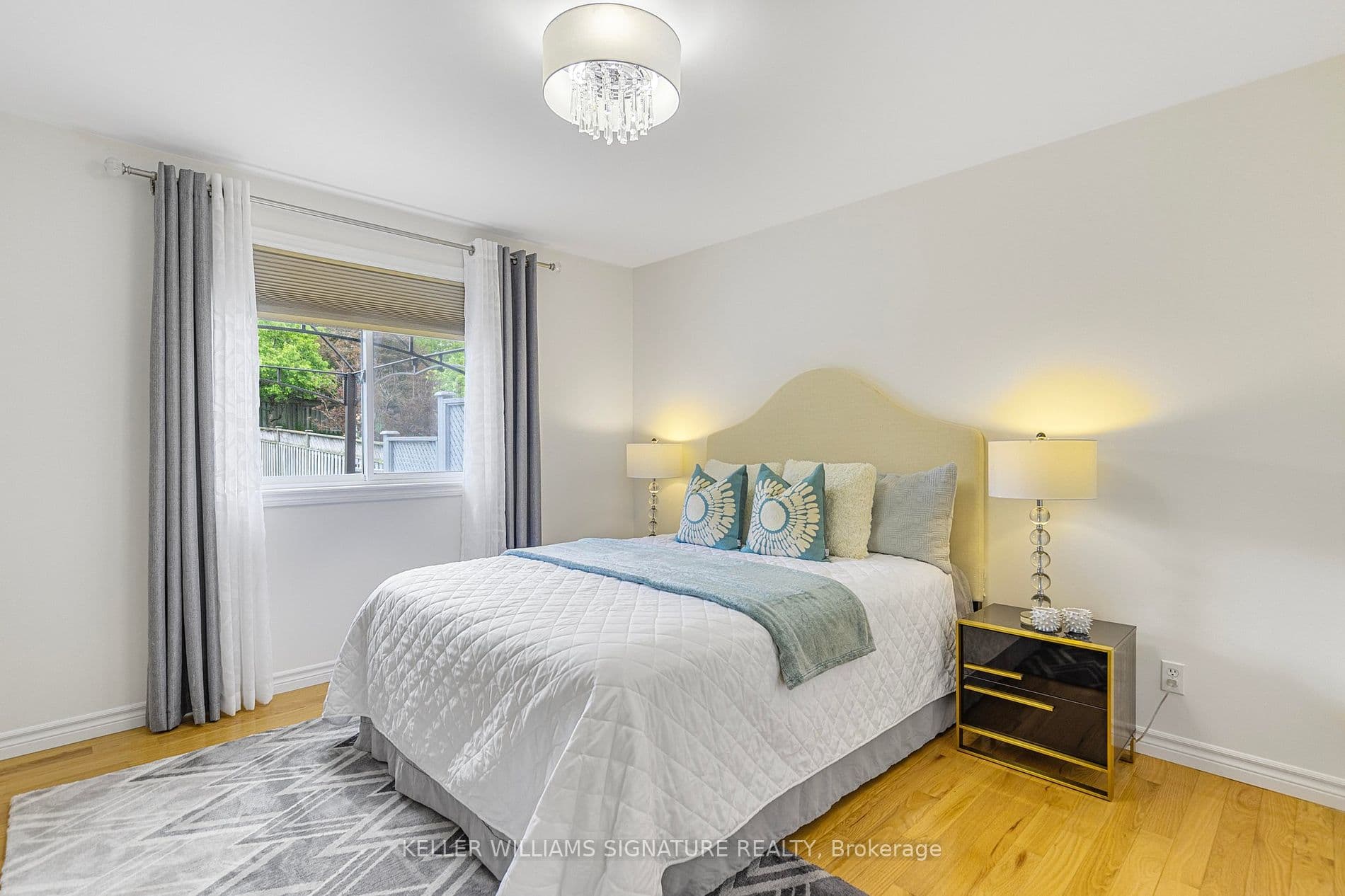 Home staging at Logan Ct — project photograph 6