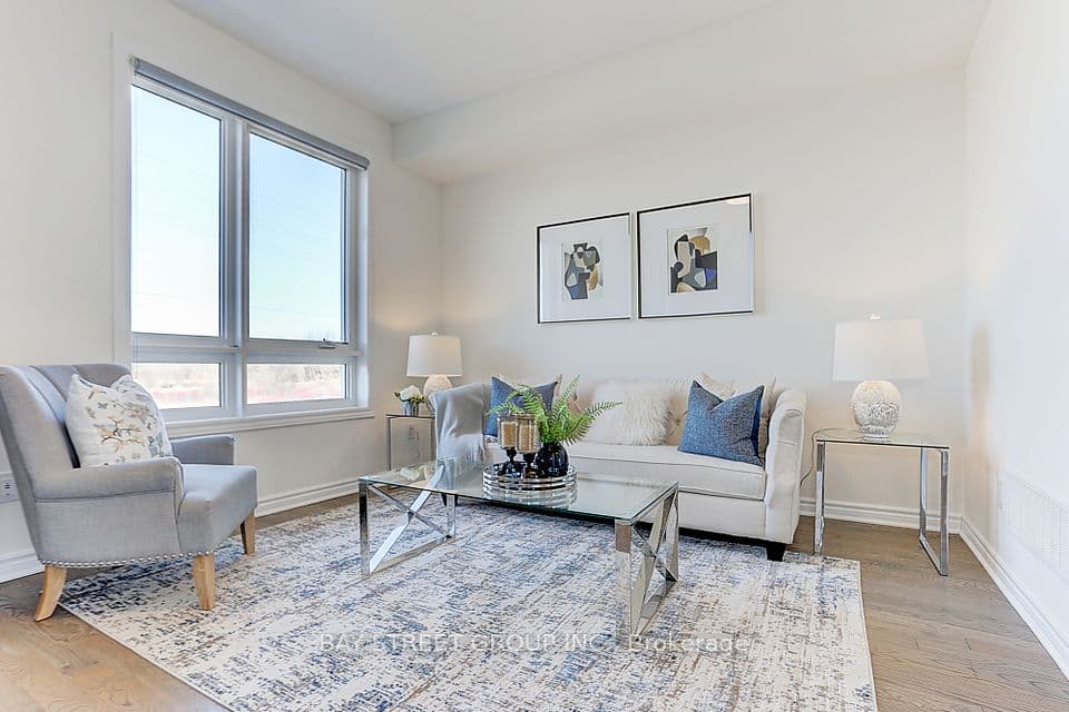 Home staging at Chicago Ln — project photograph 23