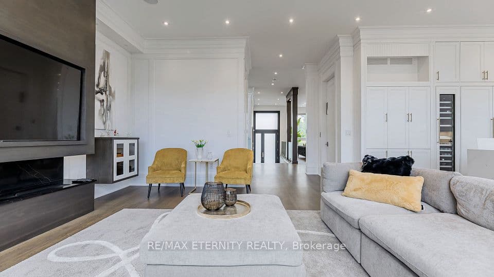 Home staging at Sanderson Crescent — project photograph 12