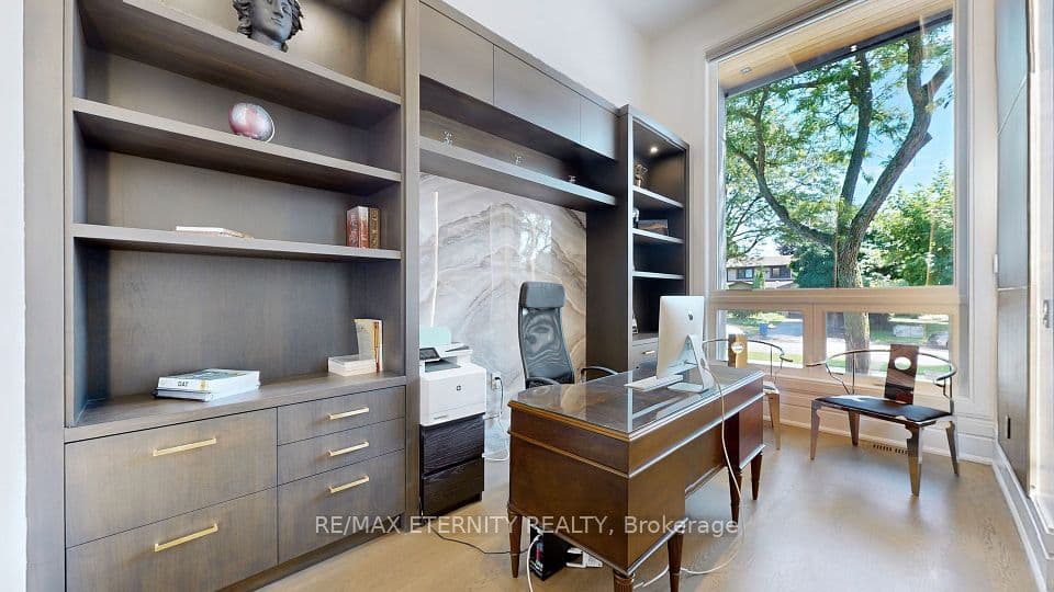 Home staging at Sanderson Crescent — project photograph 10